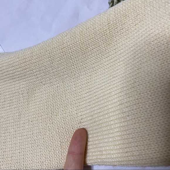 VTG Handmade Wool Knit Nordic Fair Isle Cardigan - Picture 12 of 14